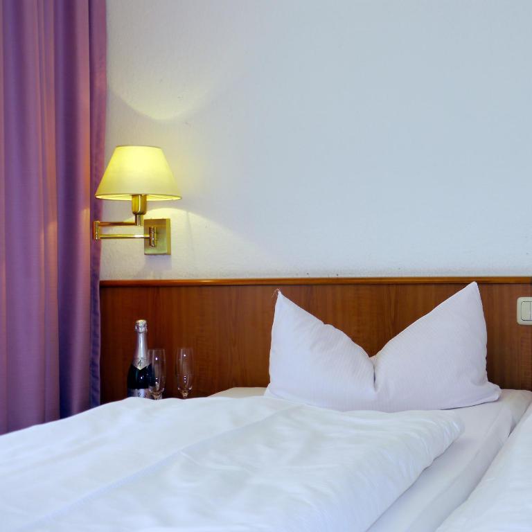 Naturparkhotel Haus Hubertus Kurort Oybin Phòng bức ảnh